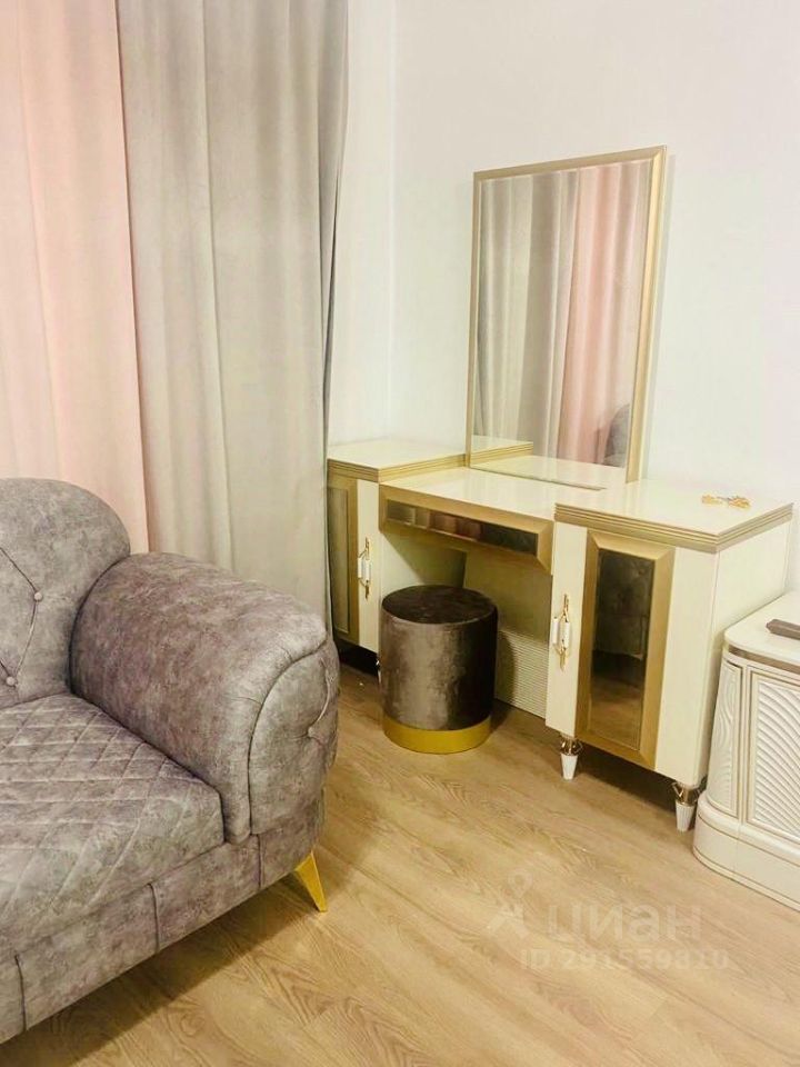 Аренда 3-комн квартиры на вторичном рынке Амурская улица, 2Ак3