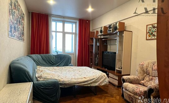 Продажа 3-комн квартиры на вторичном рынке Шарикоподшипниковская улица,  д. 40