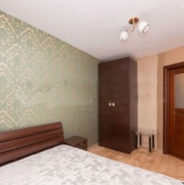 Продажа 2-комн квартиры на вторичном рынке улица Гришина,  д. 14