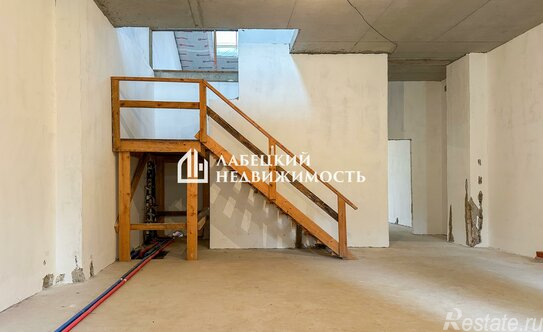 Продажа 3-комн квартиры на вторичном рынке Петергоф г, Конно-Гренадерская ул,  д. 13