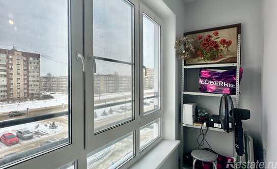 Продажа 1-комн квартиры на вторичном рынке Гатчина г, Авиатриссы Зверевой ул,  д. 14