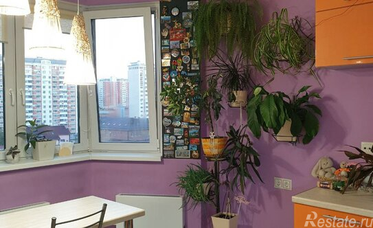 Продажа 3-комн квартиры на вторичном рынке Лобня г, Юности ул,  д. 1