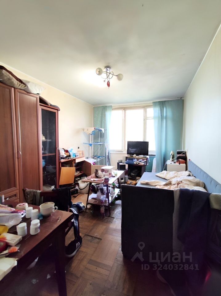 Продажа 2-комн квартиры на вторичном рынке улица Тельмана, 42