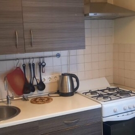 Аренда 2-комн квартиры на вторичном рынке Прядильная 3-я ул,  д. 5