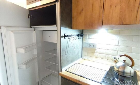 Продажа 1-комн квартиры на вторичном рынке Шушары п, Московское ш,  д. 11 к2