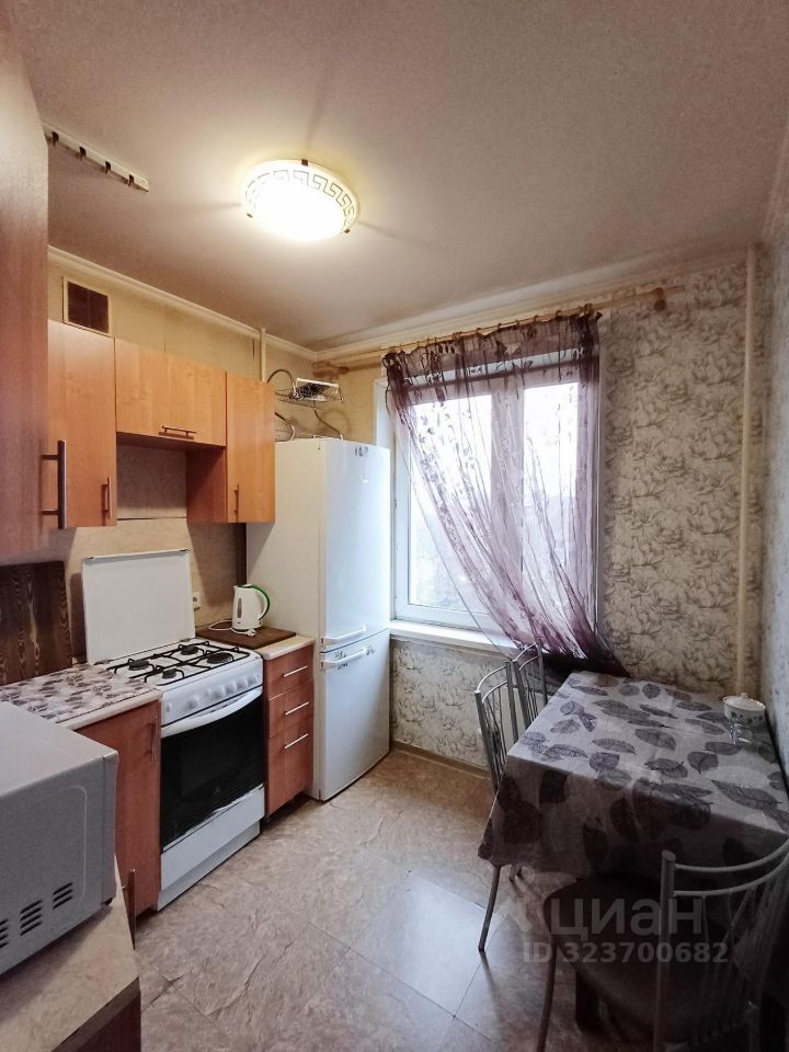 Аренда 2-комн квартиры на вторичном рынке улица Героев Панфиловцев, 12К1