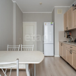 Продажа 2-комн квартиры на вторичном рынке ул Русановская,  д. 19,  к. 3