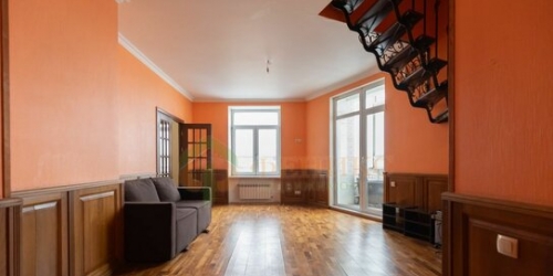 6-комн квартира Комендантский пр-кт,  д. 11
