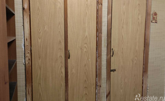 Продажа 2-комн квартиры на вторичном рынке Учительская улица,  д. 15 к1