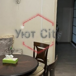 Аренда 2-комн квартиры на вторичном рынке Хохловка Верхн. ул,  д. 33