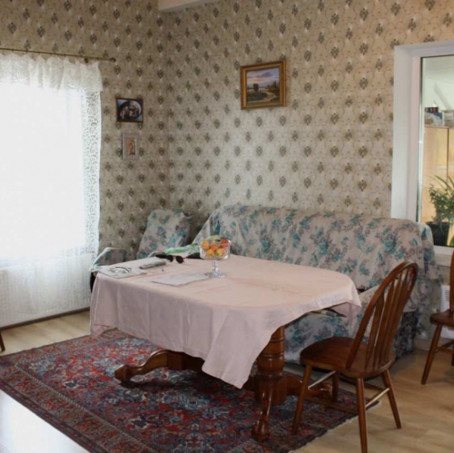 Коттедж/дом Пеники дер., Центральная ул. ,  д. 2