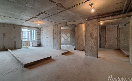 Продажа 4-комн квартиры на вторичном рынке Коломяжский пр-кт,  д. 15,  к. 7