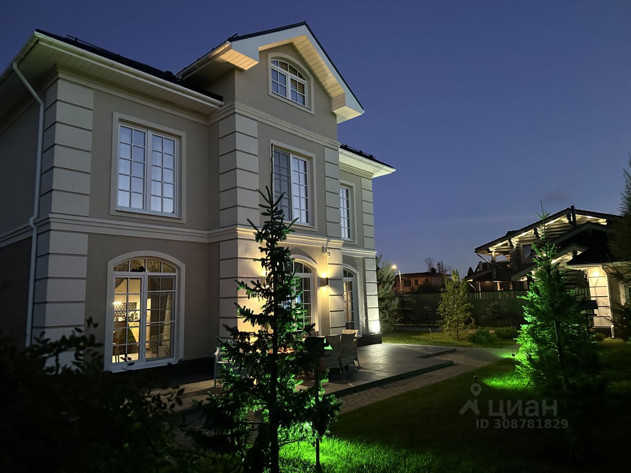 Продажа дома Петергоф, Собственный проспект, 54