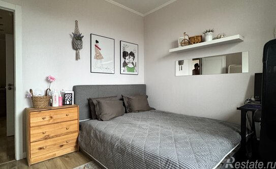 Продажа 2-комн квартиры на вторичном рынке Химки, ул Академика Грушина,  д. 8