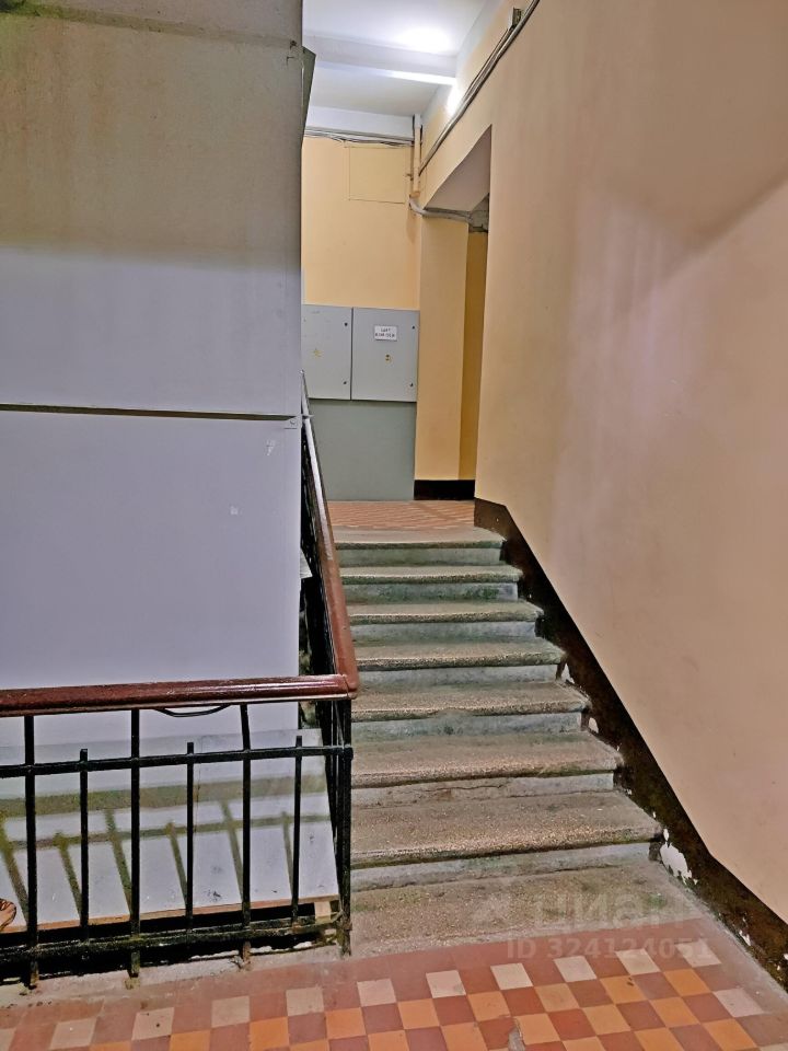 Продажа 2-комн квартиры на вторичном рынке 6-я Советская улица, 18