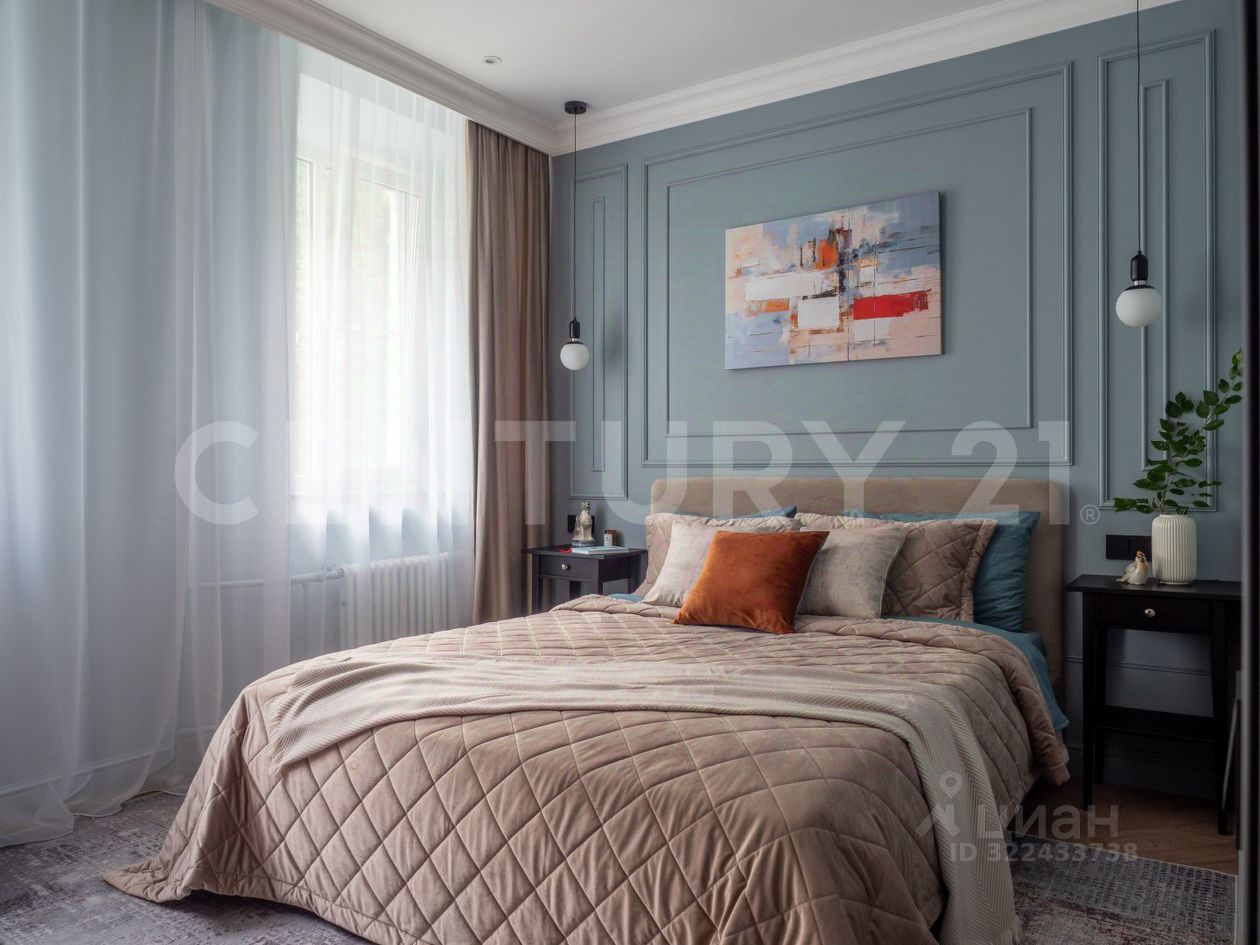 Продажа 2-комн квартиры на вторичном рынке набережная Реки Фонтанки, 75