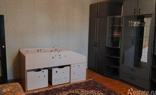 Аренда 2-комн квартиры на вторичном рынке ул Коммуны,  д. 28,  к. 3