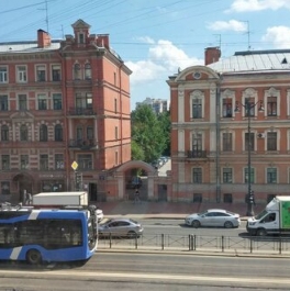 Продажа 4-комн квартиры на вторичном рынке Лиговский пр-кт,  д. 125