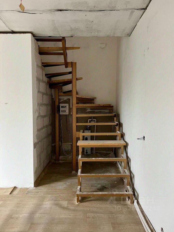 Продажа 3-комн квартиры на вторичном рынке Чехов, Палисадная улица, 42