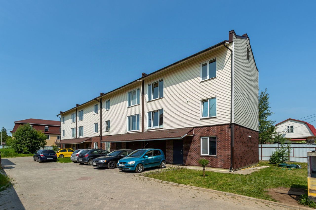 Продажа дома Имени Свердлова пгт, Овцинская улица 3-я линия,  д. 12Г