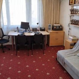 Продажа 3-комн квартиры на вторичном рынке ул Усиевича,  д. 27,  к. 2