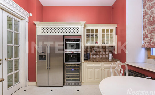 Продажа 3-комн квартиры на вторичном рынке ул Арбат,  д. 51,  к. 1