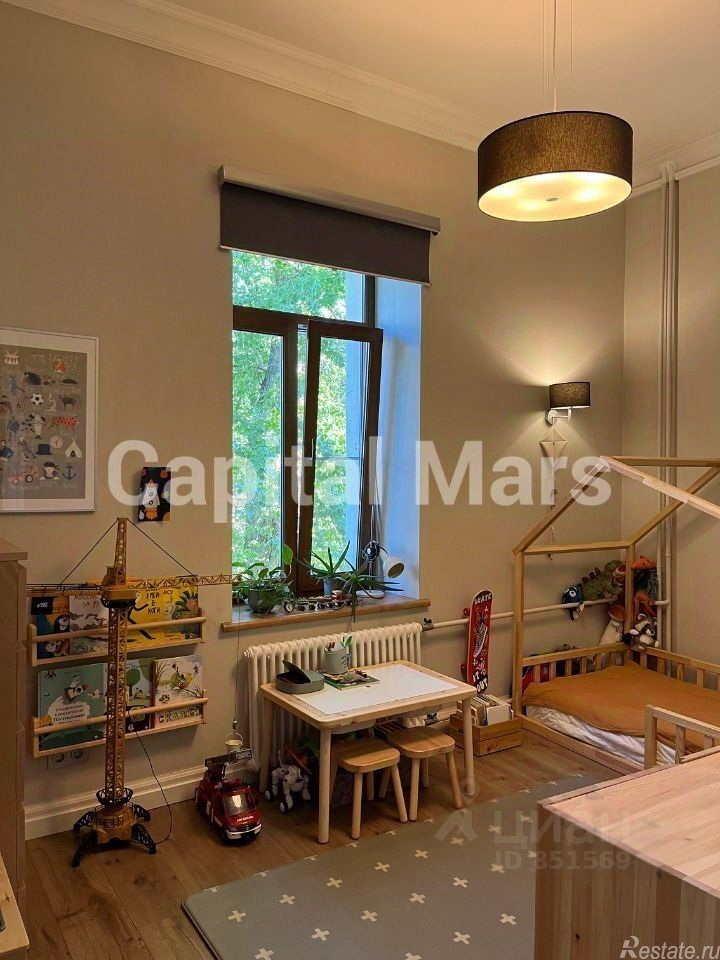 Аренда 3-комн квартиры на вторичном рынке Олсуфьевский переулок,  д. 2/4