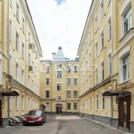 Продажа 2-комн квартиры на вторичном рынке ул Садовая-Самотёчная,  д. 4