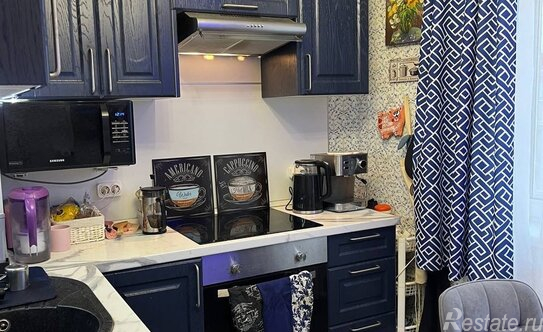 Продажа 1-комн квартиры на вторичном рынке улица Композиторов,  д. 5 к1