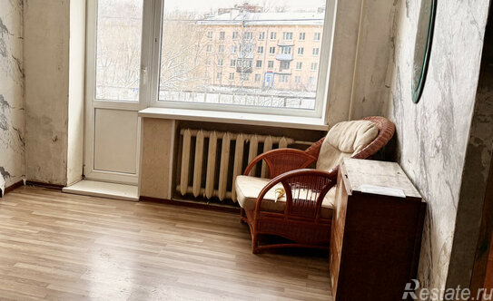 Продажа 3-комн квартиры на вторичном рынке Ленина (Володарский) пр-кт,  д. 61 к3