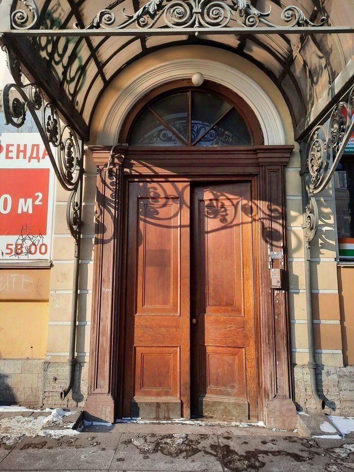 Продажа 5-комн квартиры на вторичном рынке улица Восстания, 22