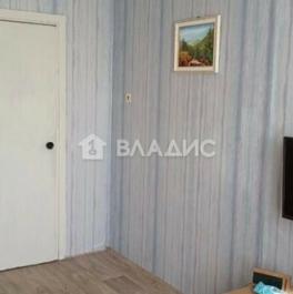 Продажа 2-комн квартиры на вторичном рынке Лесной, Школьная улица,  д. 14