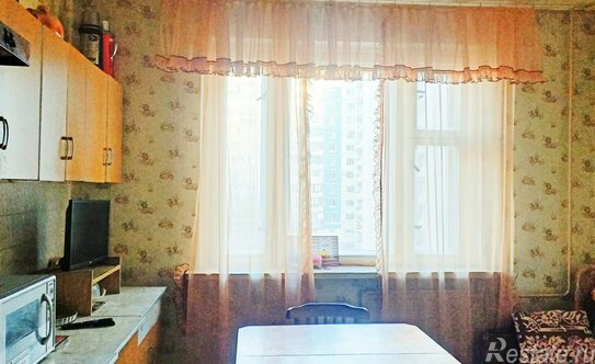 Аренда 3-комн квартиры на вторичном рынке ул Котина,  д. 4,  к. 1