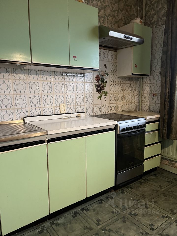 Продажа 1-комн квартиры на вторичном рынке улица Маршала Новикова, 9