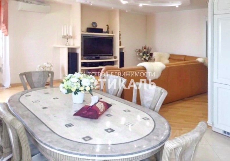 Аренда 3-комн квартиры на вторичном рынке Митинская улица, 10