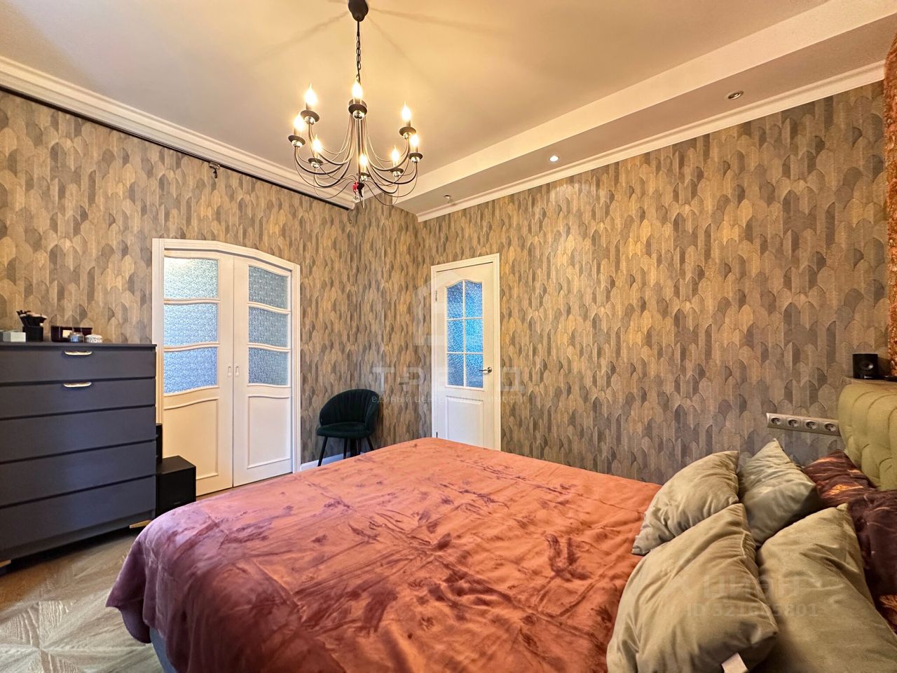 Продажа 2-комн квартиры на вторичном рынке улица Седова, 24К1