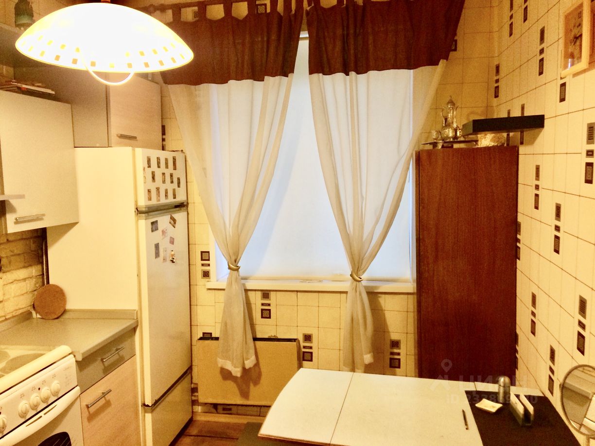 Аренда 1-комн квартиры на вторичном рынке Новогиреевская улица, 54