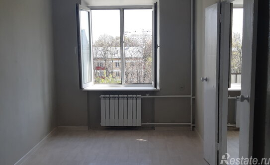 Продажа 3-комн квартиры на вторичном рынке 60-летия Октября пр-кт,  д. 16 к1