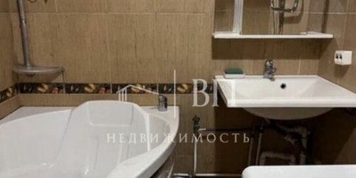 2-комн квартира Новаторов б-р,  д. 67,  к. 2