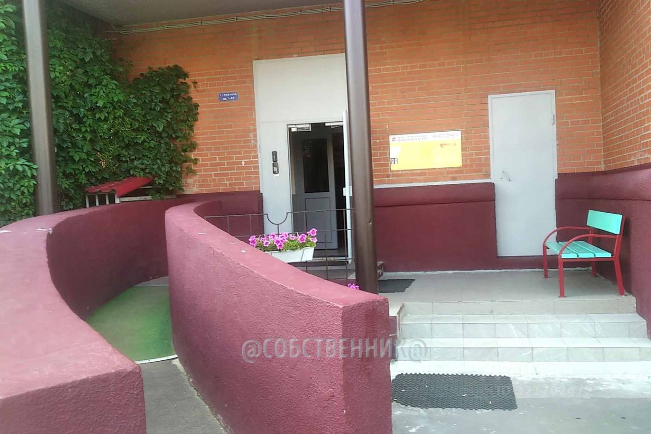 Продажа 2-комн квартиры на вторичном рынке Западный мкр, улица Дружбы, 6к1