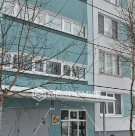 Продажа 3-комн квартиры на вторичном рынке проспект Славы,  д. 37