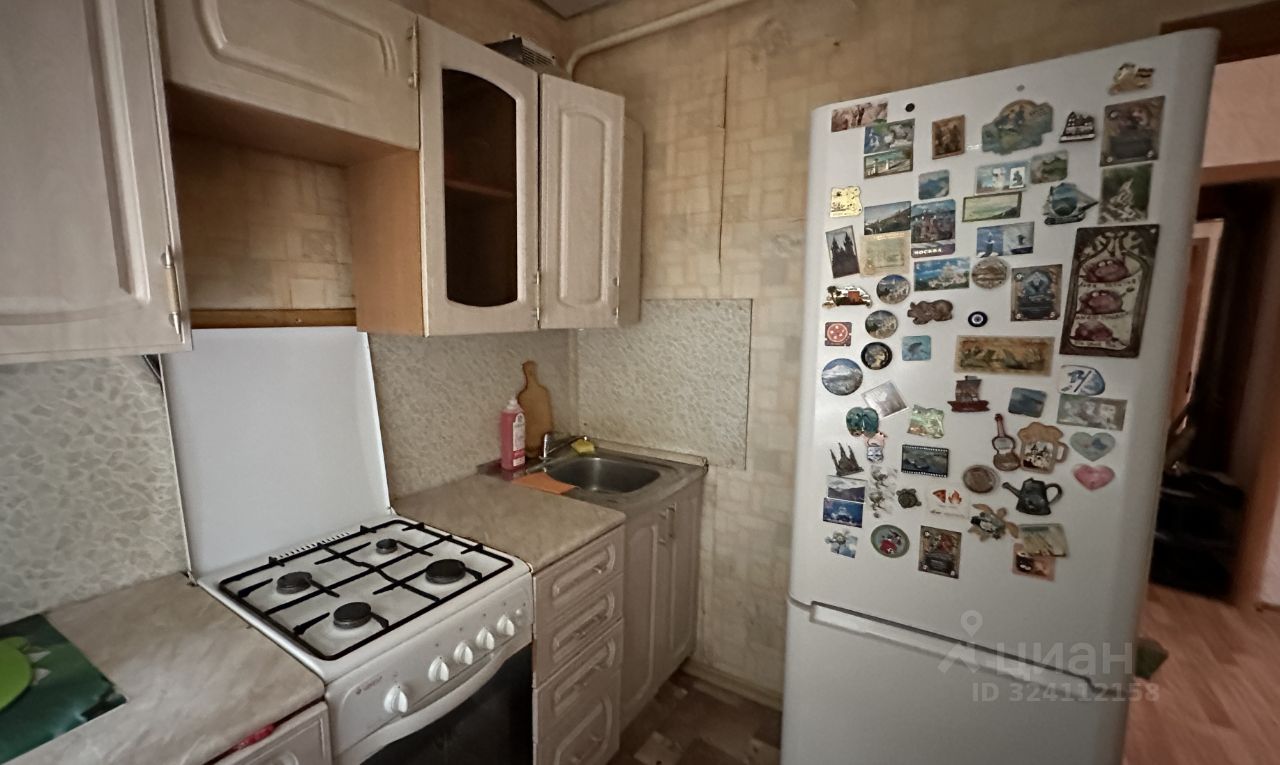 Продажа 2-комн квартиры на вторичном рынке Климовск мкр, улица Западная,  д. 10