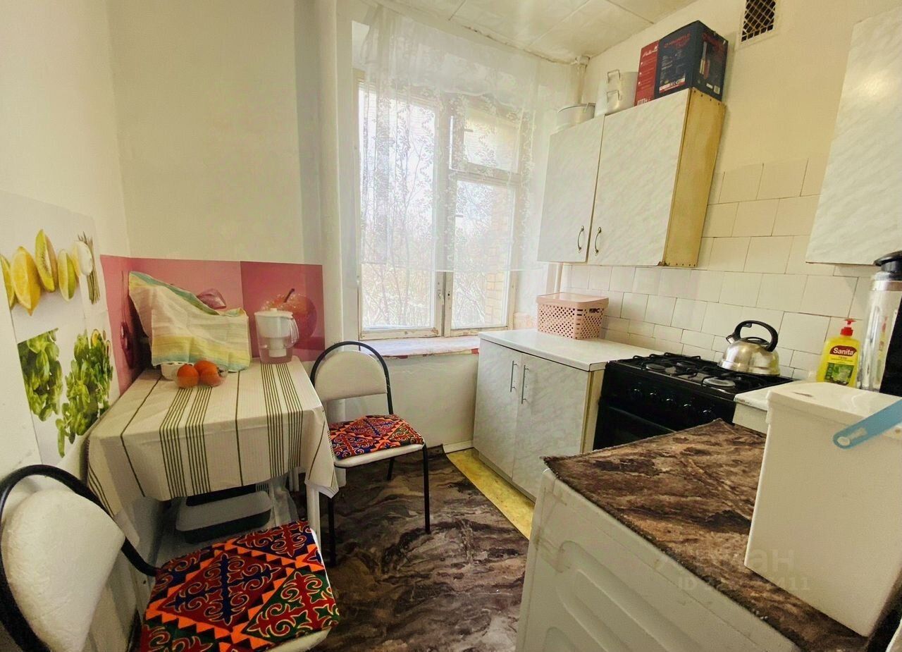Продажа 3-комн квартиры на вторичном рынке Химки, улица Лавочкина, 2