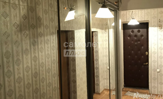 Продажа 3-комн квартиры на вторичном рынке Первомайская улица