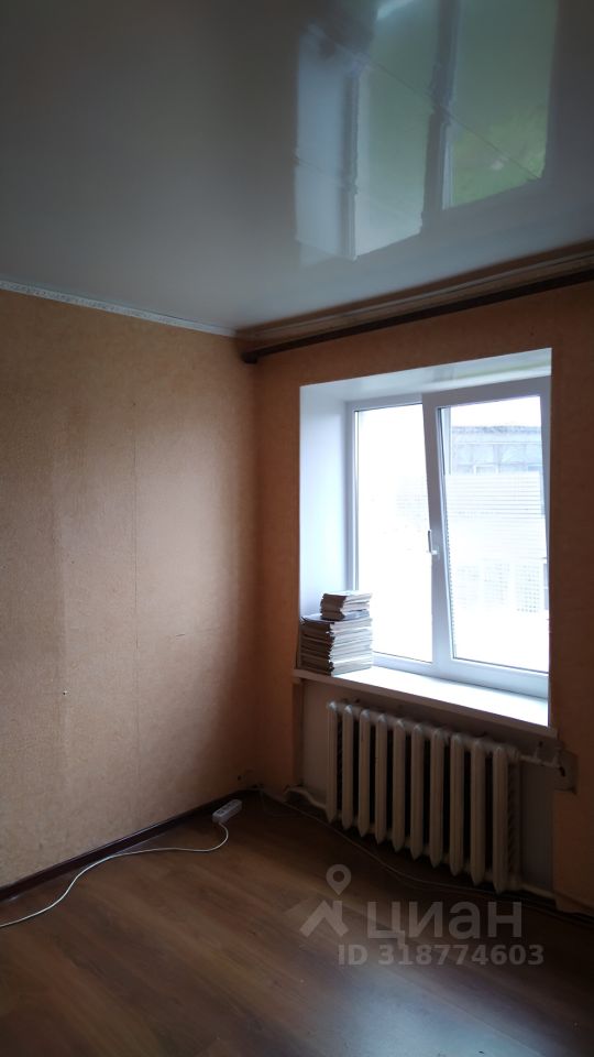 Продажа 2-комн квартиры на вторичном рынке д. Камышовка, улица Поселковая, 6