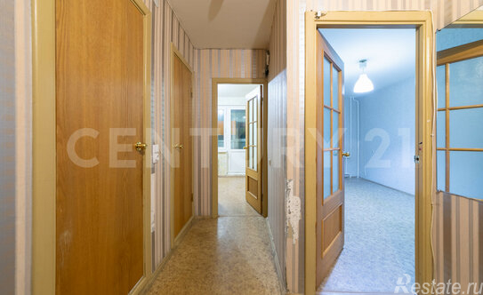 Продажа 1-комн квартиры на вторичном рынке улица Маршала Захарова,  д. 62 к1