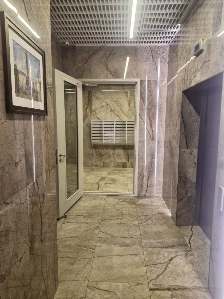 Продажа 3-комн квартиры на вторичном рынке Кирочная улица, 64