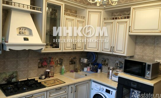 Продажа 3-комн квартиры на вторичном рынке Новогиреевская улица,  д. 18/31