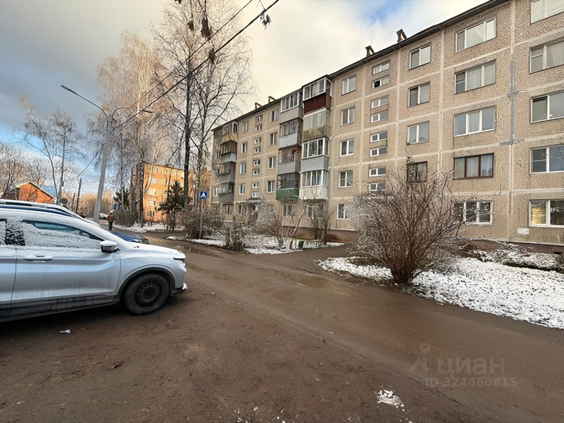 Продажа 2-комн квартиры на вторичном рынке Солнечногорск, Вертлинская улица, 17