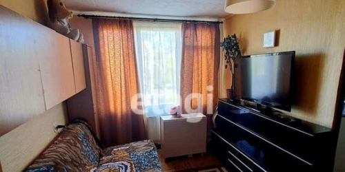 3-комн квартира улица Бурцева,  д. 7